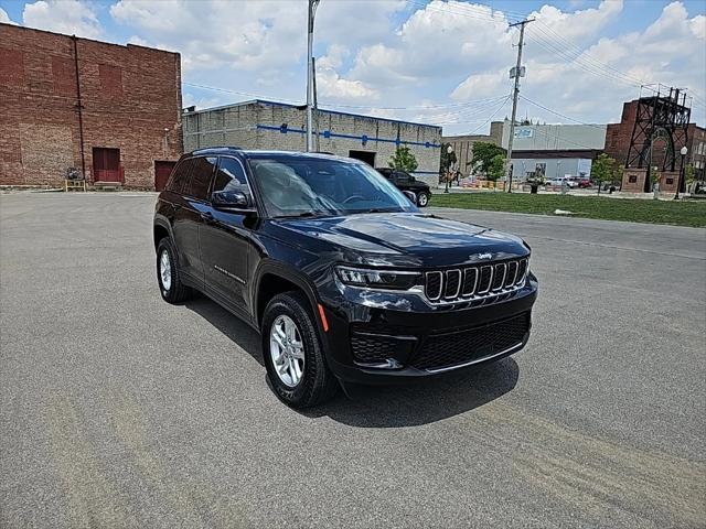 2023 Jeep Grand Cherokee Laredo 4x4 2023 Jeep Grand Cherokee Laredo 4x4