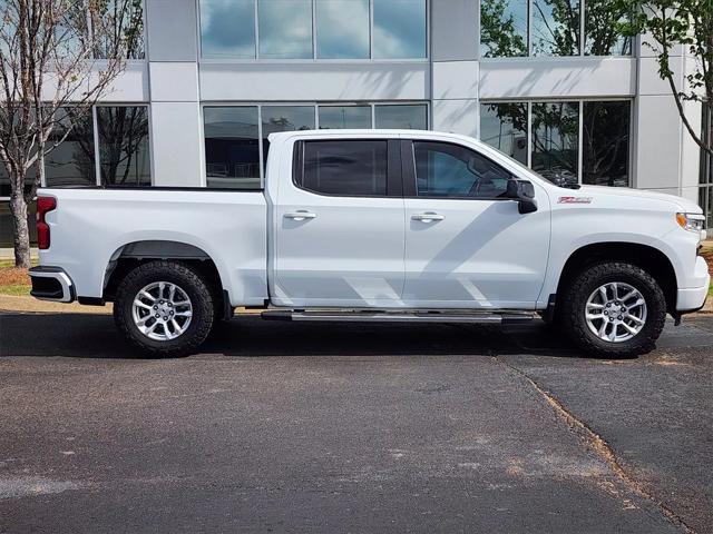 2022 Chevrolet Silverado 1500 4WD Crew Cab Short Bed RST