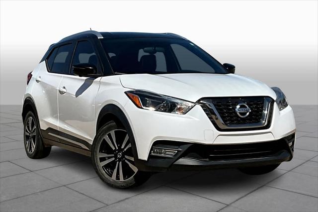 2019 Nissan Kicks SR