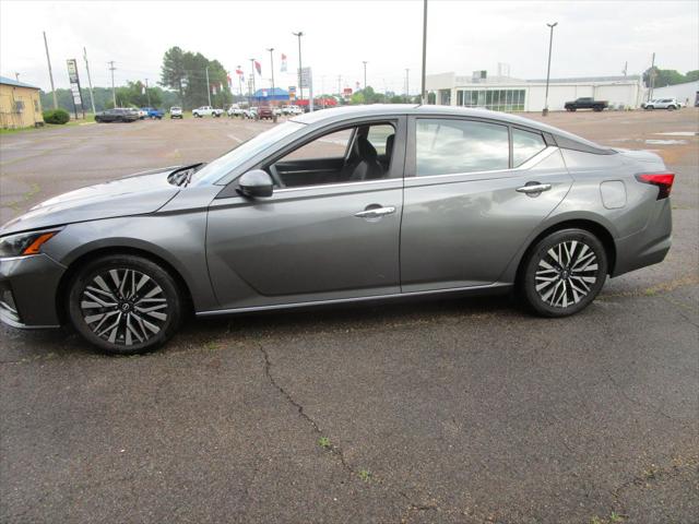 2023 Nissan Altima SV FWD