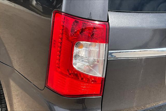 Used 2015 Chrysler Town & Country For Sale in Lubbock, TX