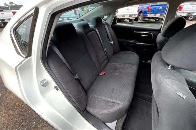 Used 2014 Nissan Altima For Sale in Olive Branch, MS