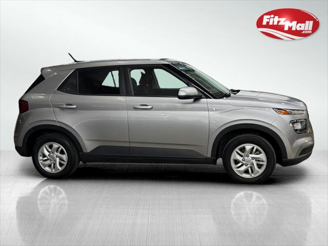 2024 Hyundai Venue SE