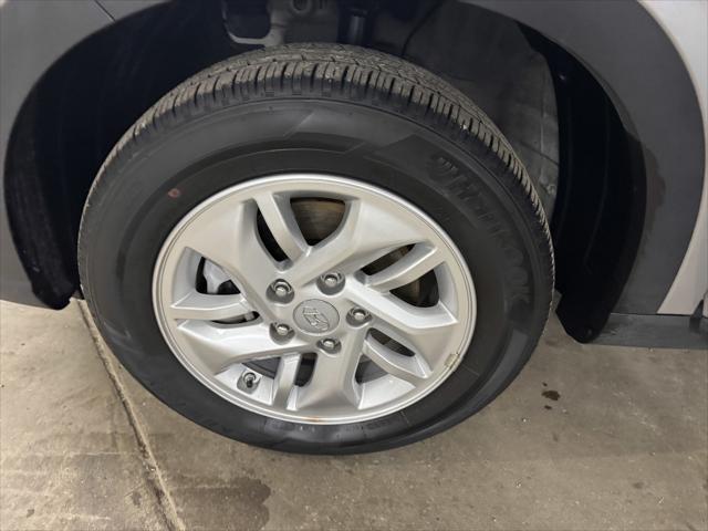 2024 Hyundai Venue SE