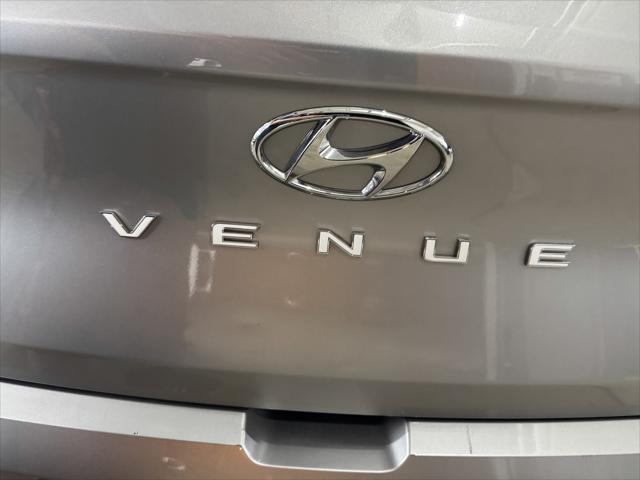 2024 Hyundai Venue SE