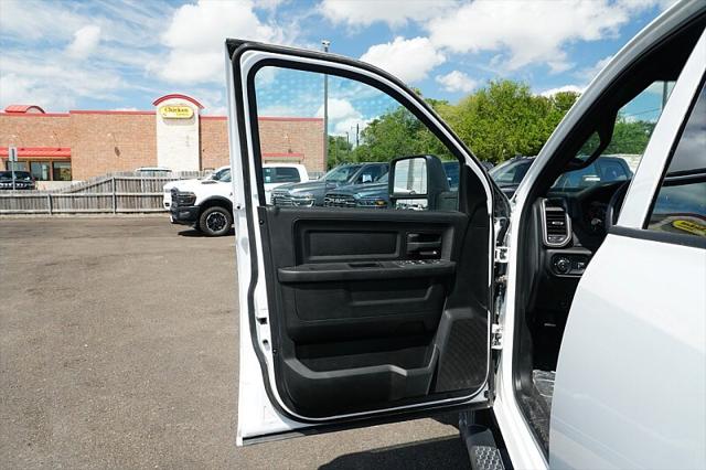 2025 Ram 2500 Tradesman Crew Cab 4x4 8' Box