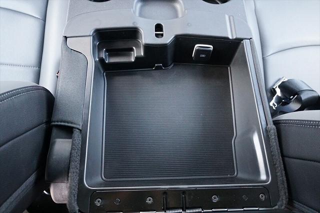 2025 Ram 2500 Tradesman Crew Cab 4x4 8' Box