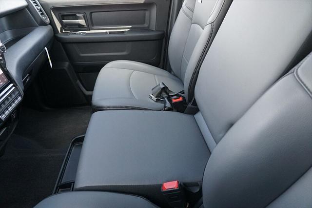 2025 Ram 2500 Tradesman Crew Cab 4x4 8' Box