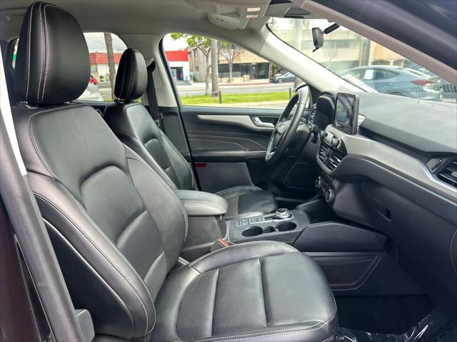 2021 Ford Escape SEL