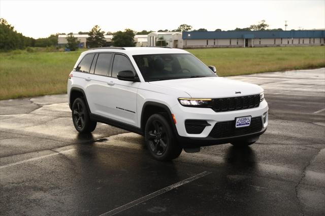 2025 Jeep Grand Cherokee GRAND CHEROKEE ALTITUDE 4X2