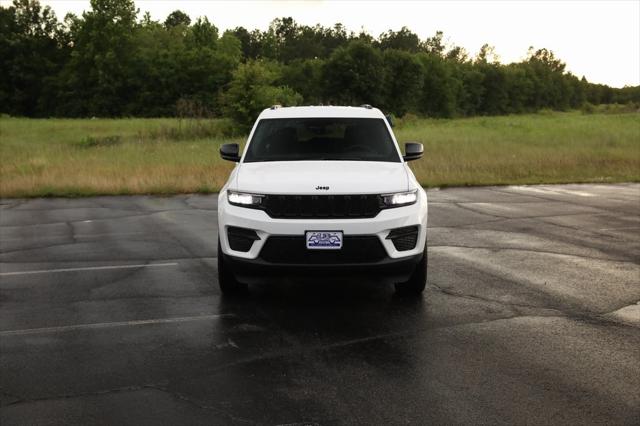 2025 Jeep Grand Cherokee GRAND CHEROKEE ALTITUDE 4X2