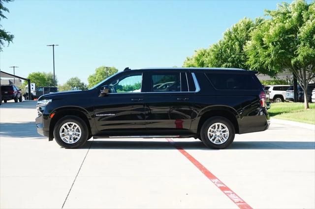 2023 Chevrolet Suburban 2WD LT