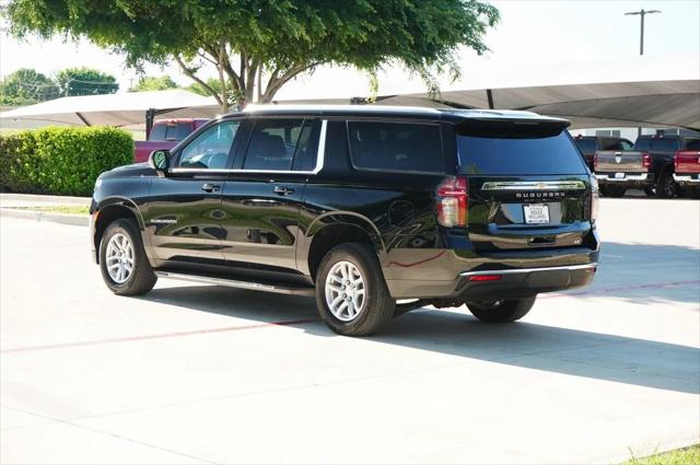2023 Chevrolet Suburban 2WD LT