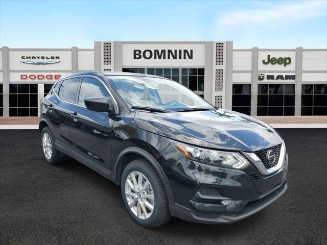 2022 Nissan Rogue Sport S FWD Xtronic CVT