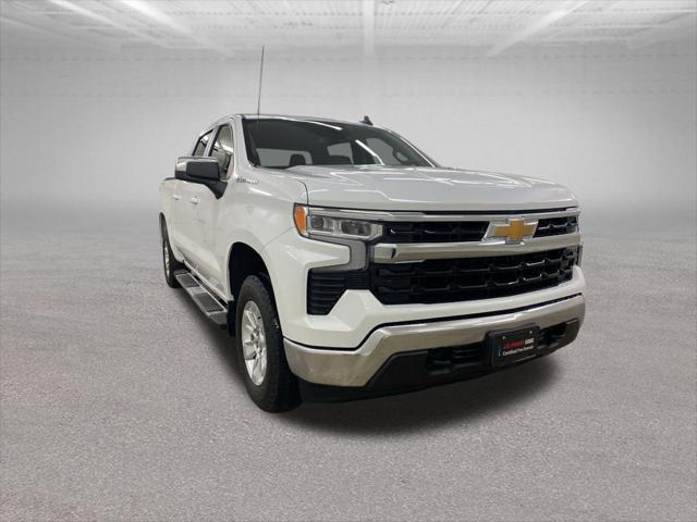 2022 Chevrolet Silverado 1500 4WD Crew Cab Standard Bed LT