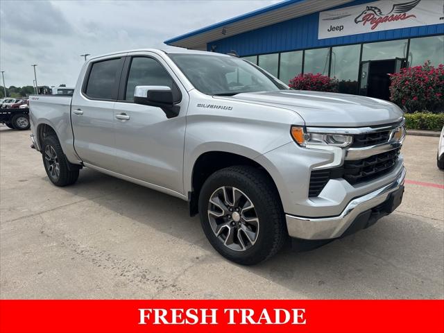 2022 Chevrolet Silverado 1500 4WD Crew Cab Short Bed LT with 2FL