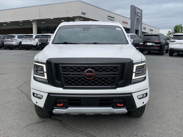 2023 Nissan TITAN Crew Cab PRO-4X 4x4