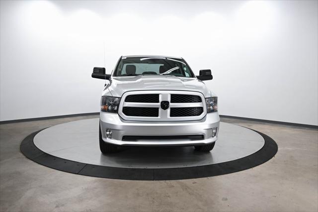 2018 RAM 1500 Express Crew Cab 4x2 57 Box