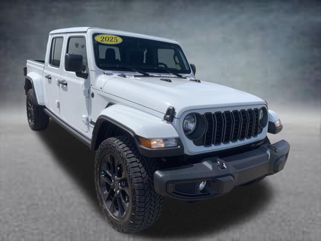 2025 Jeep Gladiator GLADIATOR NIGHTHAWK 4X4