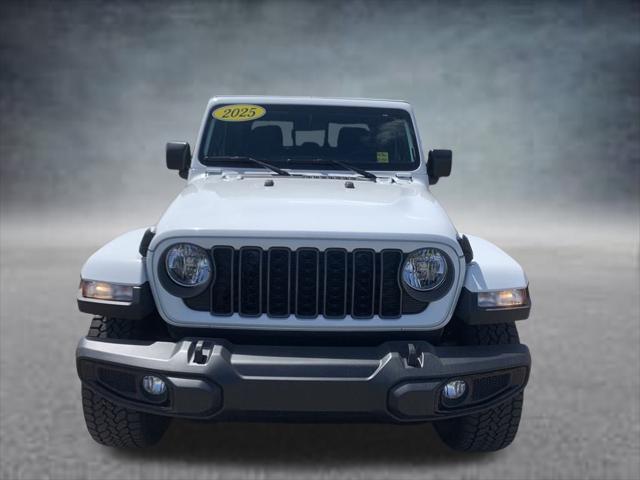 2025 Jeep Gladiator GLADIATOR NIGHTHAWK 4X4