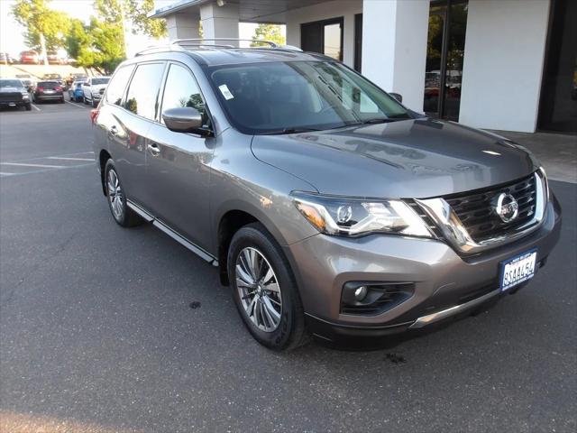 2020 Nissan Pathfinder SV 4WD