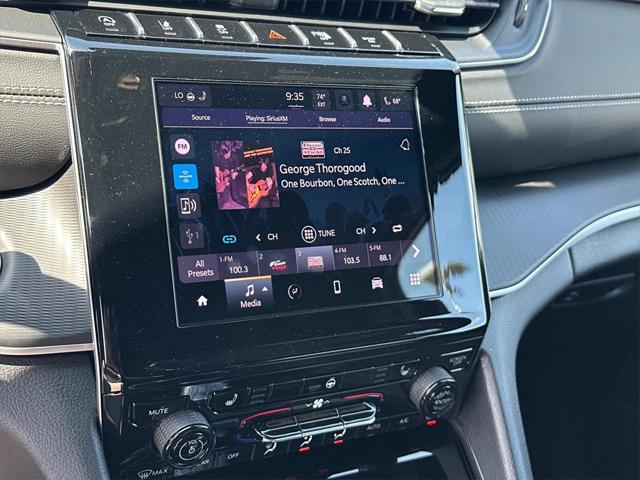 2025 Jeep Grand Cherokee GRAND CHEROKEE L ALTITUDE X 4X4