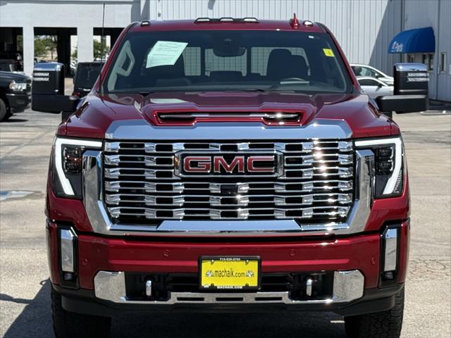 2024 GMC Sierra 2500HD 4WD Crew Cab Standard Bed Denali