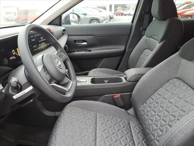 2025 Nissan Kicks SV Intelligent AWD