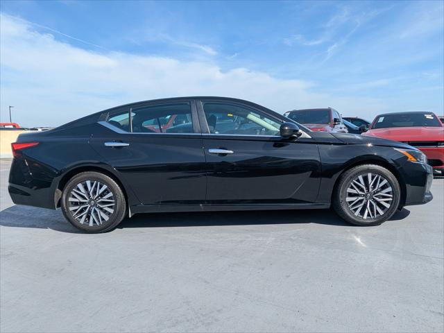 2023 Nissan Altima SV FWD