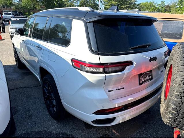 2023 Jeep Grand Cherokee L Summit 4x4