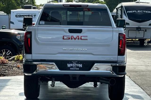 2025 GMC Sierra 2500HD 4WD Crew Cab Standard Bed SLT