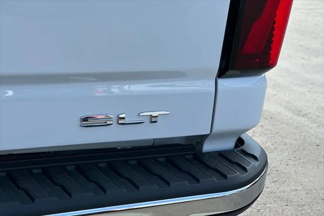 2025 GMC Sierra 2500HD 4WD Crew Cab Standard Bed SLT