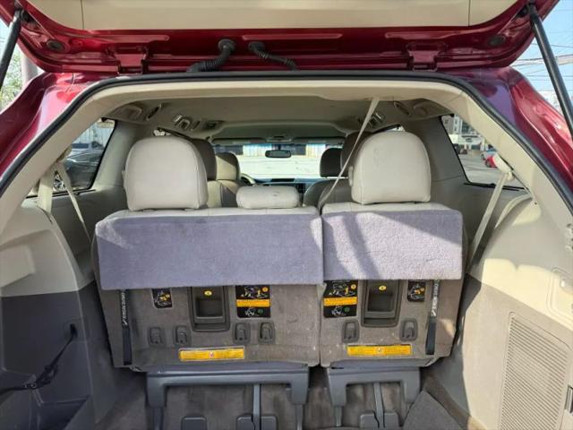 2014 Toyota Sienna LE V6 7 Passenger Mobility
