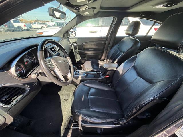 2011 Chrysler 200 Limited