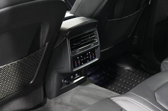 2021 Audi Q8 Premium Plus 55 TFSI quattro Tiptronic