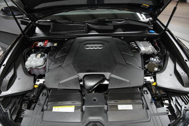 2021 Audi Q8 Premium Plus 55 TFSI quattro Tiptronic