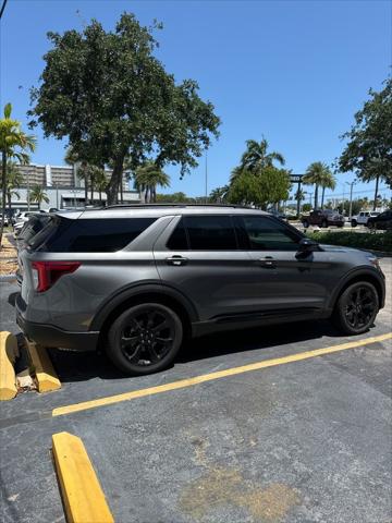 2024 Ford Explorer ST-Line