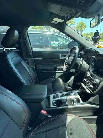 2024 Ford Explorer ST-Line