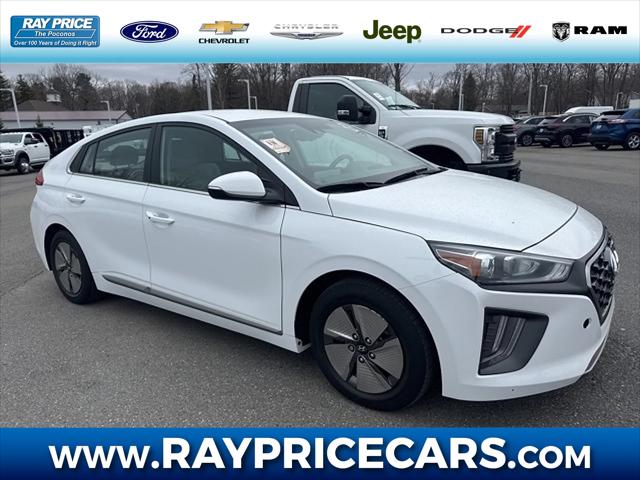 2022 Hyundai Ioniq Hybrid SE