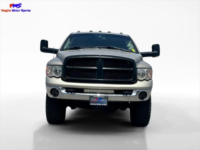 2004 Dodge Ram 3500 SLT/Laramie