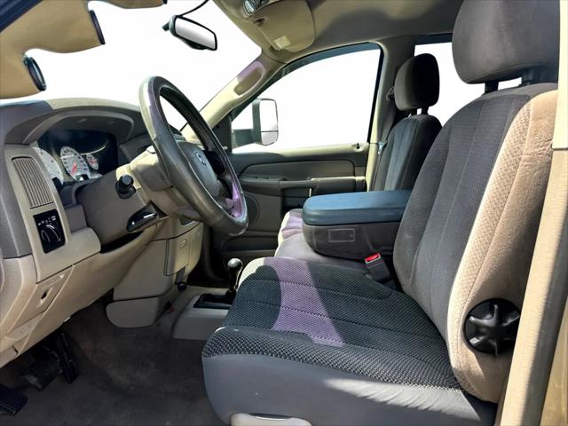 2004 Dodge Ram 3500 SLT/Laramie
