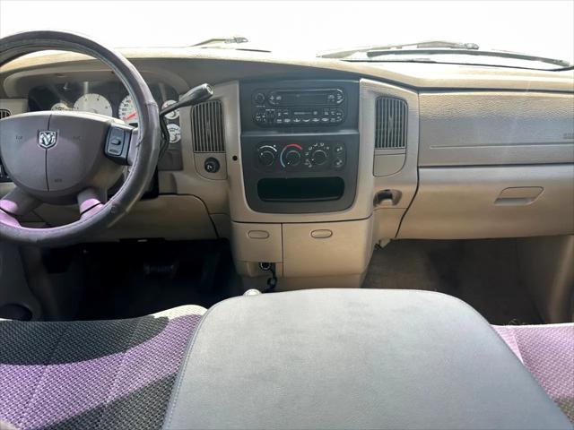 2004 Dodge Ram 3500 SLT/Laramie