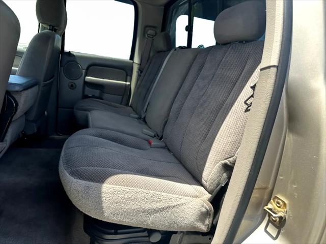 2004 Dodge Ram 3500 SLT/Laramie