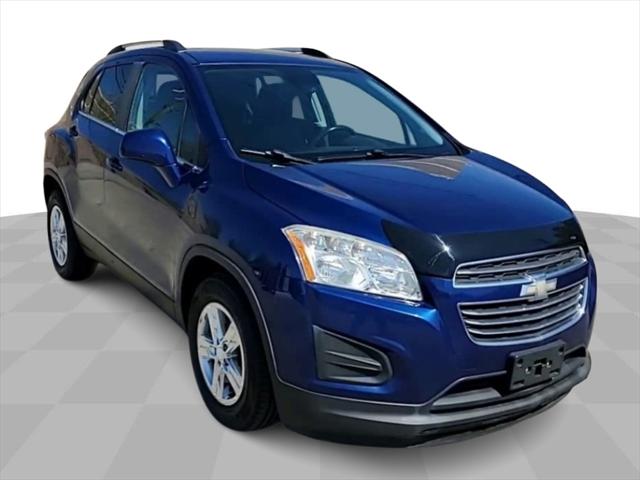 Used 2016 Chevrolet Trax LT with VIN 3GNCJLSB7GL272706 for sale in Waterford, MI