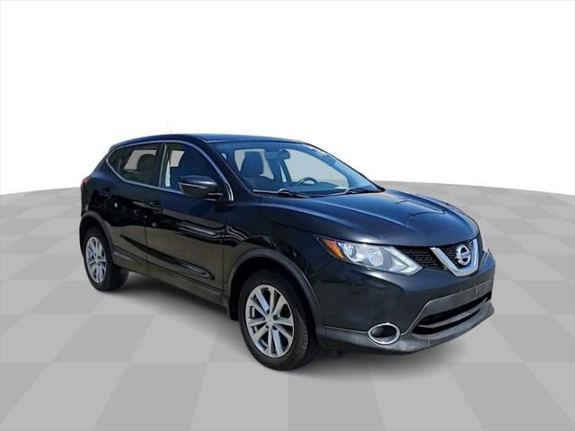 Used 2017 Nissan Rogue Sport For Sale in Waterford Twp, MI
