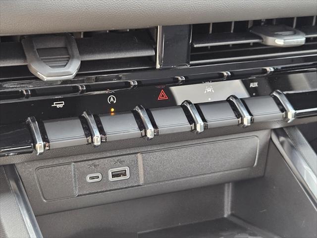 2025 GMC Canyon 2WD Elevation