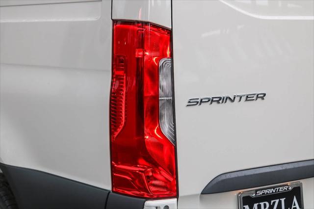 2025 Mercedes-Benz Sprinter 2500 Standard Roof 4-Cyl Diesel HO