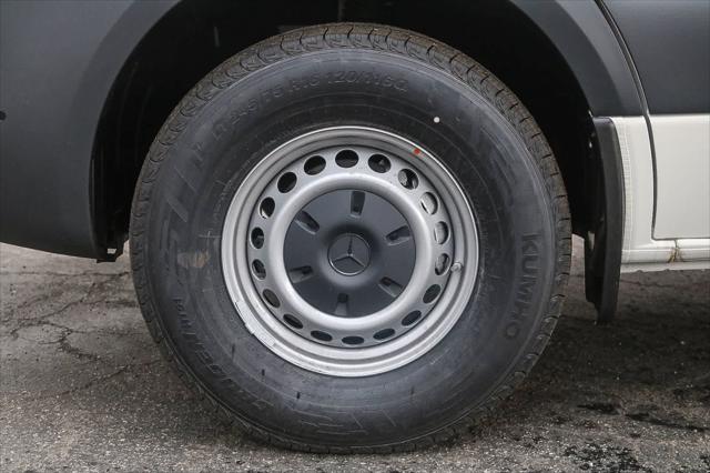 2025 Mercedes-Benz Sprinter 2500 Standard Roof 4-Cyl Diesel HO