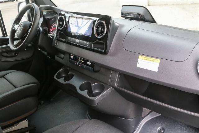2025 Mercedes-Benz Sprinter 2500 Standard Roof 4-Cyl Diesel HO