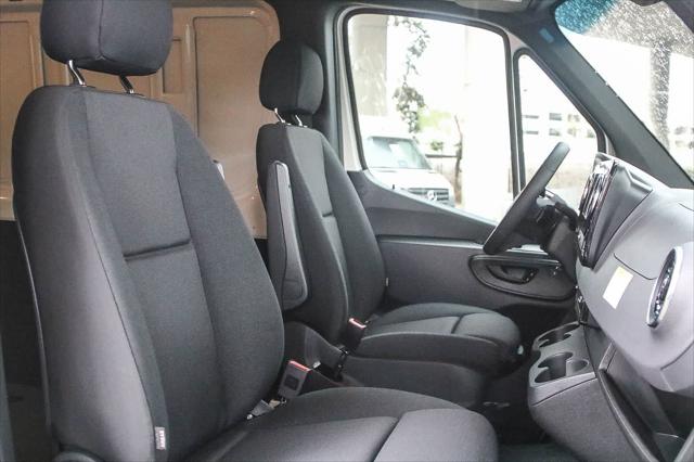 2025 Mercedes-Benz Sprinter 2500 Standard Roof 4-Cyl Diesel HO